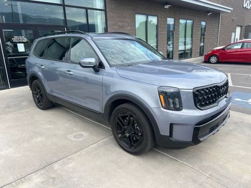 Used 2025 Kia Telluride EX X-Line AWD/4WD image 2