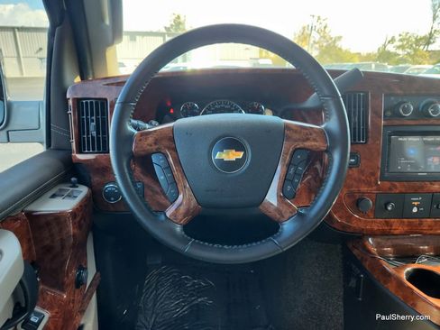 Used 2021 Chevrolet Express 2500 LS w/ Enhanced Convenience Package image 36