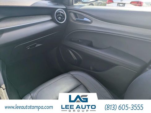 Used 2022 Alfa Romeo Stelvio Ti w/ Active Assist Plus Package AWD/4WD image 16