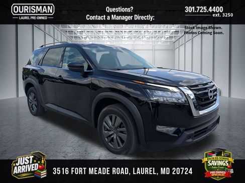 Used 2025 Nissan Pathfinder SV AWD/4WD image 1