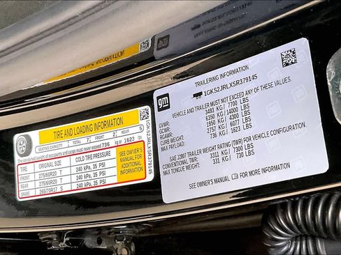Used 2025 GMC Yukon XL Denali AWD/4WD image 34