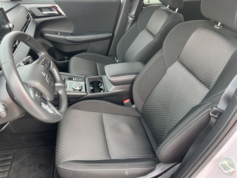 Used 2024 Mitsubishi Outlander ES image 15