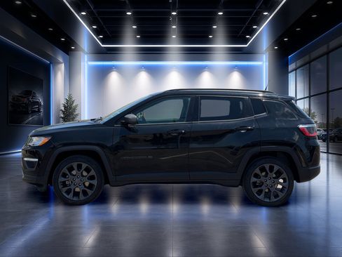 Used 2021 Jeep Compass Latitude w/ Sun and Sound Group FWD image 8