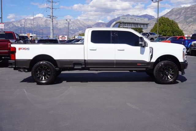 Used 2025 Ford F350 King Ranch AWD/4WD image 15