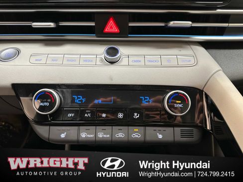 New 2026 Hyundai Elantra Limited FWD image 18
