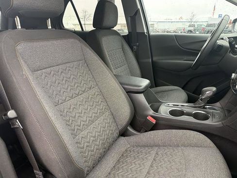 Used 2024 Chevrolet Equinox LT image 23
