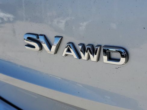 Used 2023 Nissan Rogue SV AWD/4WD image 6
