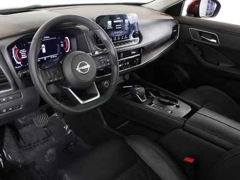 Certified 2023 Nissan Rogue Platinum w/ Platinum Premium Package FWD image 20