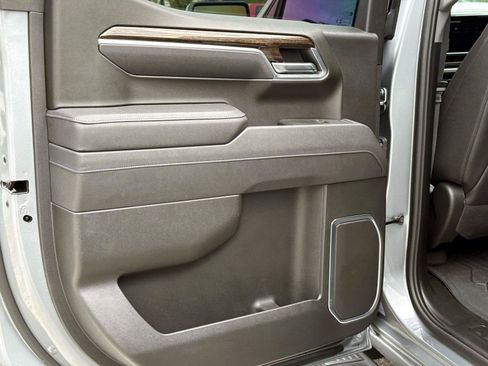 Used 2025 GMC Sierra 1500 Elevation w/ Elevation Premium Package RWD image 12