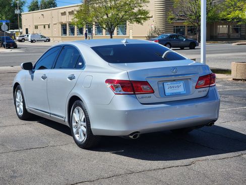 Used 2010 Lexus ES 350 FWD image 3