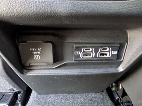 New 2025 Jeep Grand Cherokee Laredo X w/ Luxury Tech Group I image 26