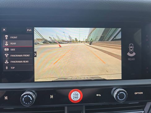 New 2026 Porsche Macan AWD/4WD image 17