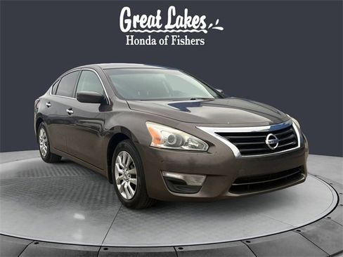 Used 2014 Nissan Altima 2.5 S image 7