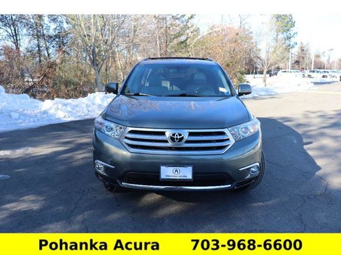 Used 2013 Toyota Highlander Limited image 2