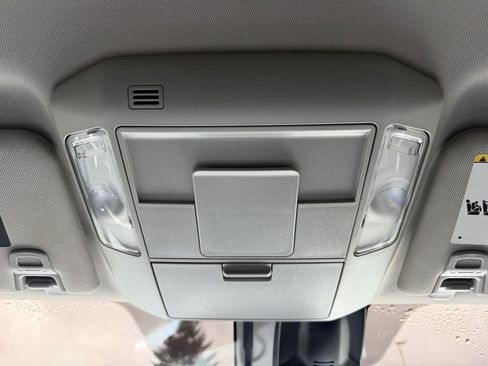 Used 2018 Toyota Tundra SR5 w/ TRD Off Road Package image 27