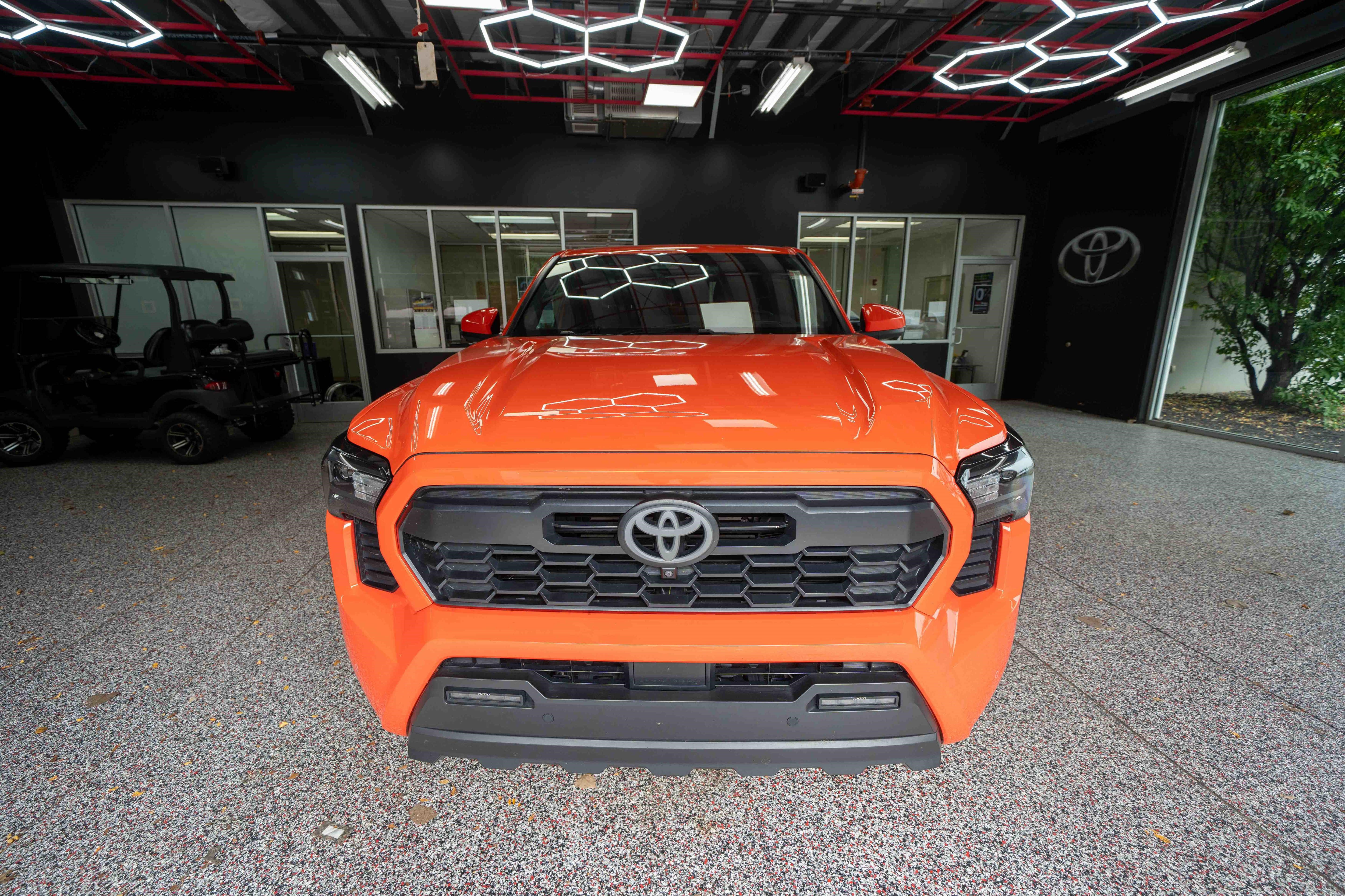 Used 2024 Toyota Tacoma TRD Off-Road w/ TRD Off Road Premium Package AWD/4WD image 6