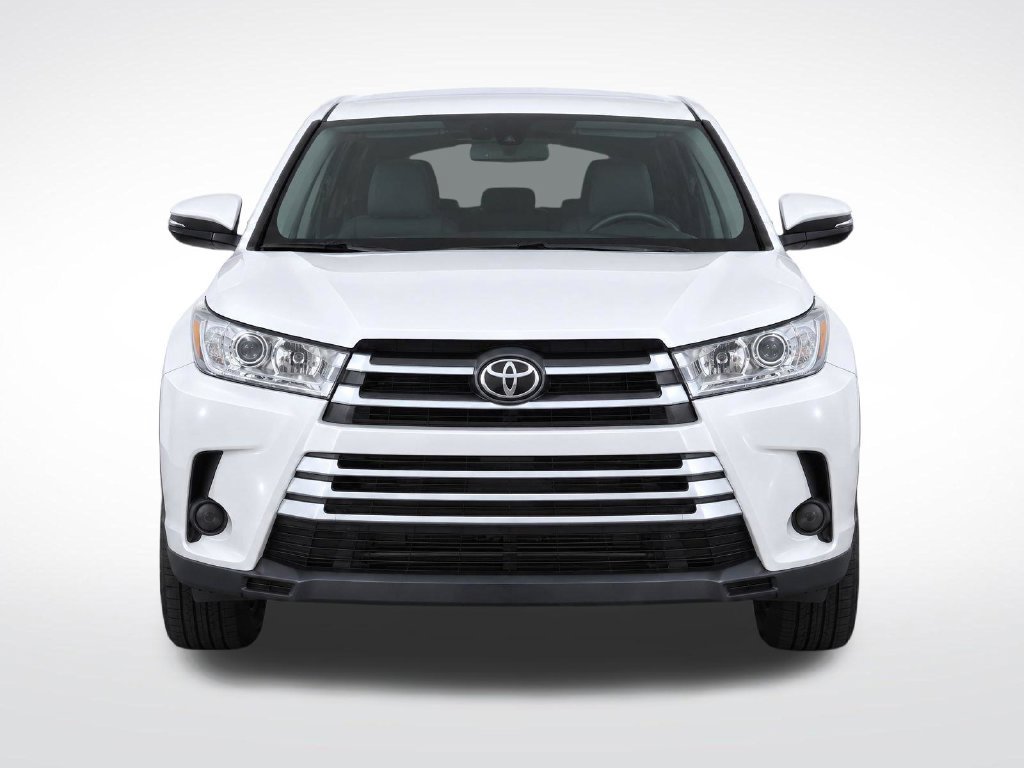 Used 2019 Toyota Highlander LE FWD image 5
