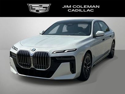 Used 2024 BMW 760i xDrive w/ Premium Package 2