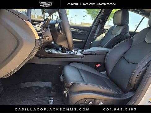 Used 2025 Cadillac CT5 V RWD image 12