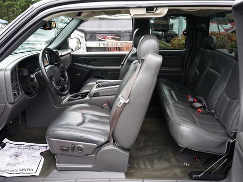 Used 2005 Chevrolet Silverado 1500 LS w/ Light Duty Power Package image 15