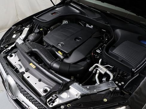 Certified 2022 Mercedes-Benz GLC 300 4MATIC image 39