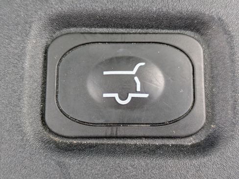 Used 2025 Ford Expedition Platinum AWD/4WD image 15