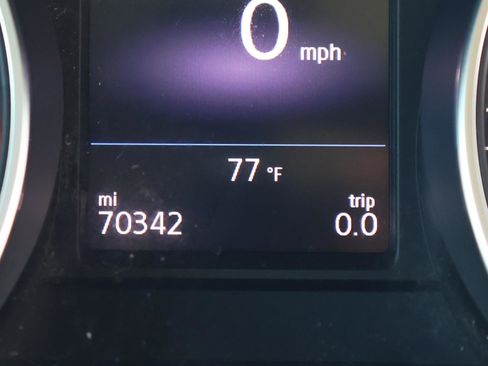 Used 2020 Volkswagen Tiguan SE w/ Panoramic Sunroof Package image 31