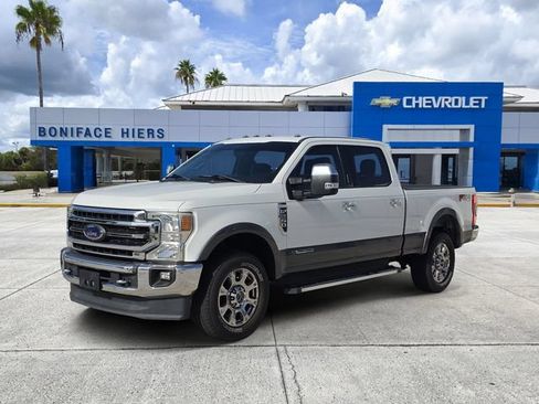 Used 2022 Ford F250 Lariat w/ Chrome Package AWD/4WD image 2