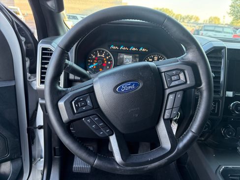 Used 2017 Ford F150 XLT w/ Equipment Group 302A Luxury AWD/4WD image 9