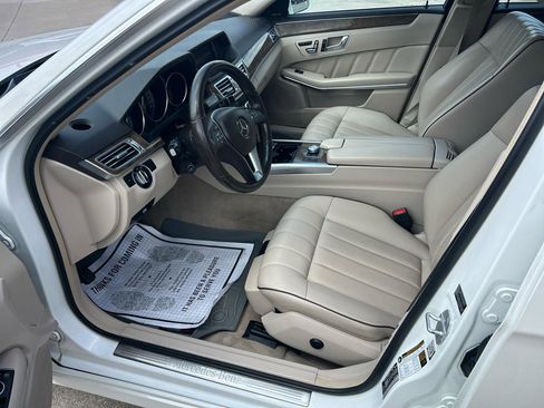 Used 2015 Mercedes-Benz E 350 4MATIC Wagon image 10