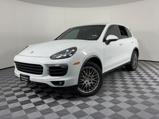 Used 2016 Porsche Cayenne image 1