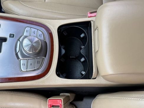 Used 2012 Hyundai Genesis 3.8 w/ Premium Pkg RWD image 52