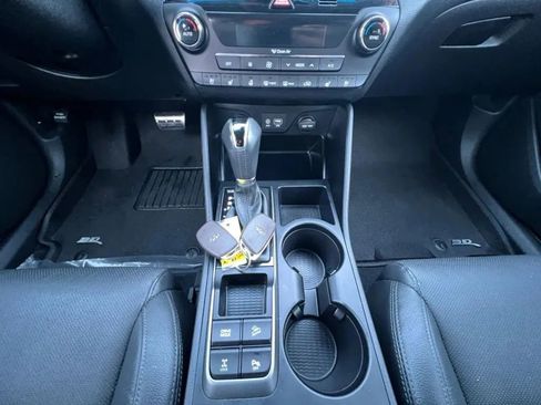 Used 2018 Hyundai Tucson Limited w/ Ultimate Package 02 image 11