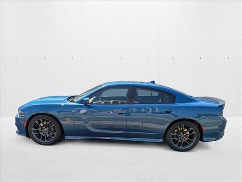 Used 2022 Dodge Charger Scat Pack image 9