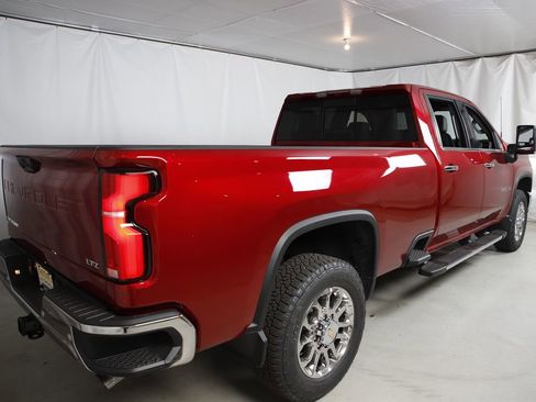 New 2026 Chevrolet Silverado 3500 LTZ w/ LTZ Plus Package AWD/4WD image 3