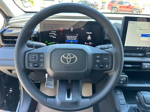 New 2026 Toyota RAV4 LE AWD/4WD image 29