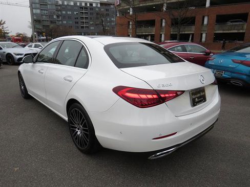 Used 2025 Mercedes-Benz C 300 4MATIC Sedan image 2