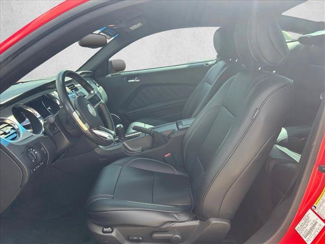Used 2011 Ford Mustang GT Premium w/ Comfort Pkg RWD image 17