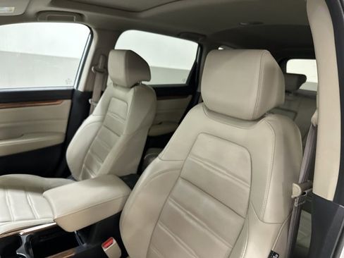 Used 2021 Honda CR-V Touring image 5