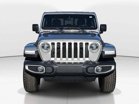 Used 2020 Jeep Gladiator Overland image 8