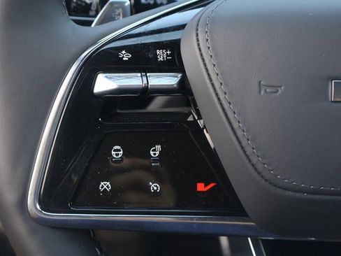 New 2026 Cadillac Lyriq V image 21