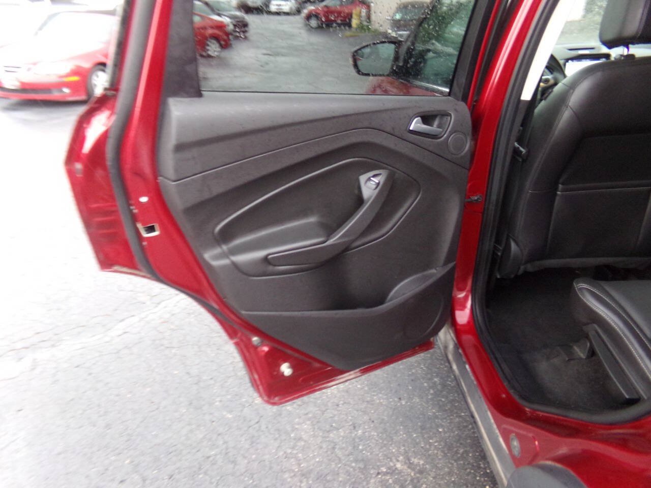 Used 2016 Ford Escape Titanium AWD/4WD image 16