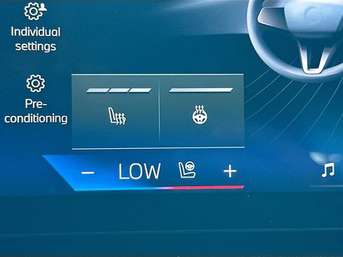 Certified 2025 BMW 440i xDrive image 21