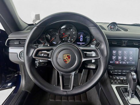 Used 2018 Porsche 911 Carrera S RWD image 12