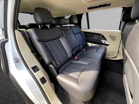 Used 2022 Land Rover Range Rover Long Wheelbase SE AWD/4WD image 20