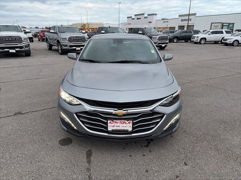 Used 2024 Chevrolet Malibu LT image 9