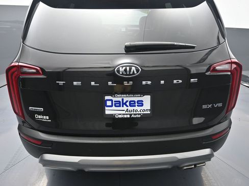 Used 2020 Kia Telluride SX w/ SX Prestige Package image 38