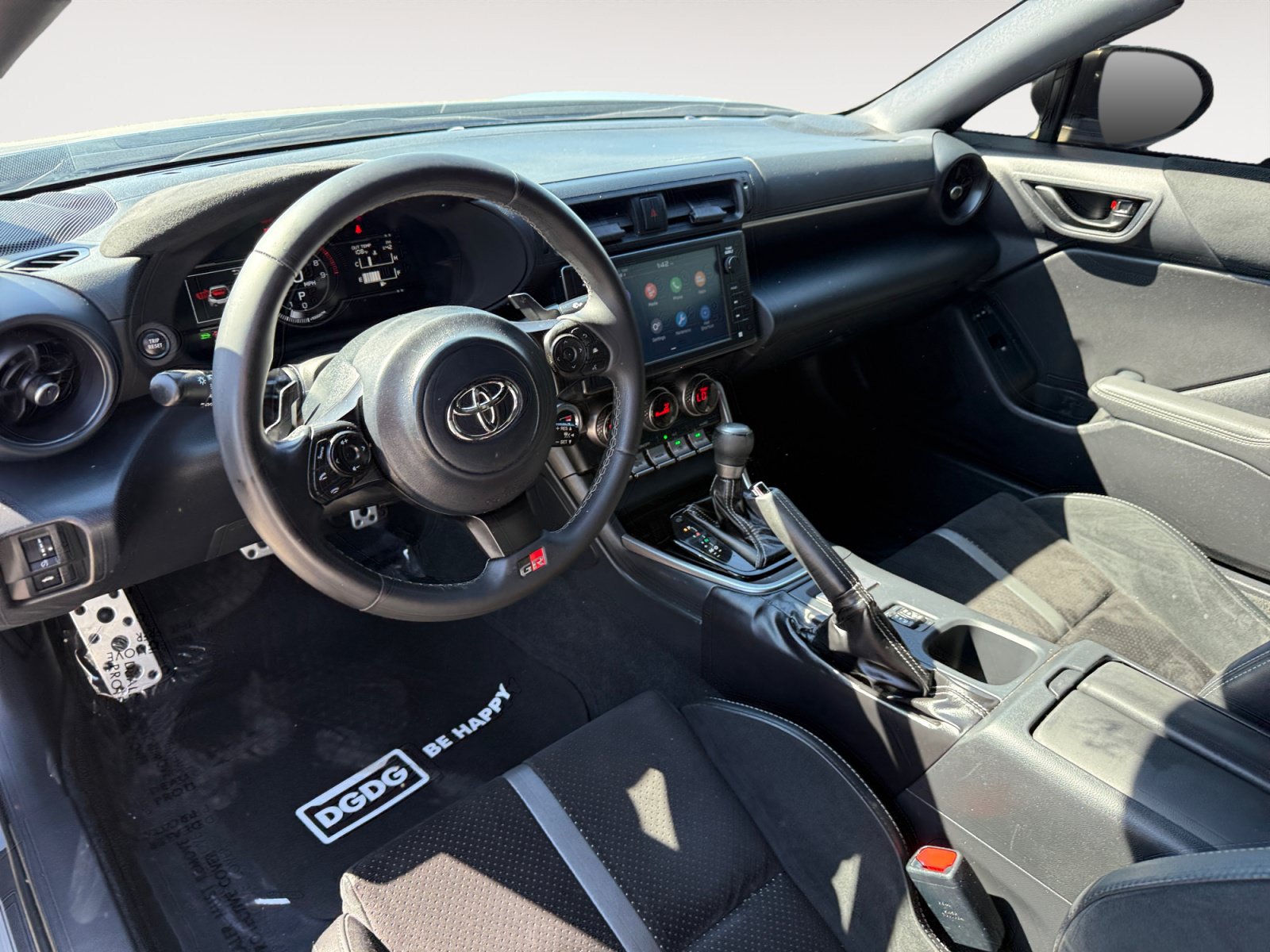 Used 2023 Toyota GR86 Premium w/ ALL Weather Mat Package (TMS) RWD image 15
