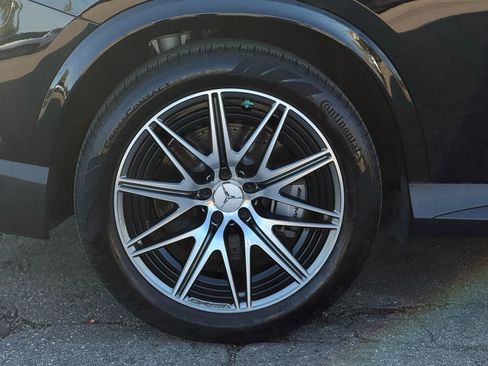 Used 2024 Mercedes-Benz GLC 43 AMG 4MATIC image 12