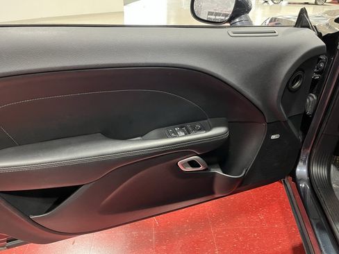 Used 2017 Dodge Challenger GT w/ Driver Convenience Group image 16